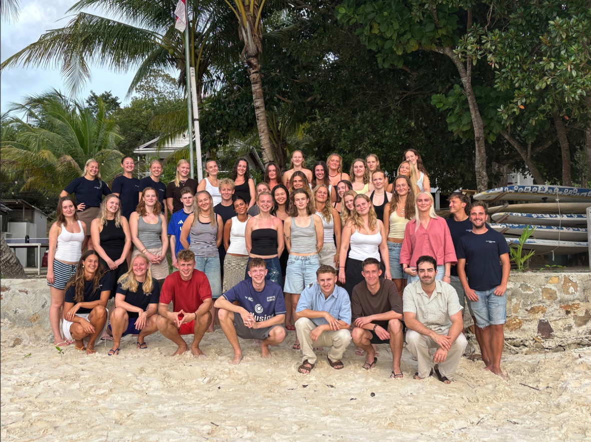 Mennesker på strand
